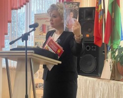 Издательство "Адукацыя і выхаванне" приняло участие в районном празднике «День книги» в гимназии г. Фаниполя